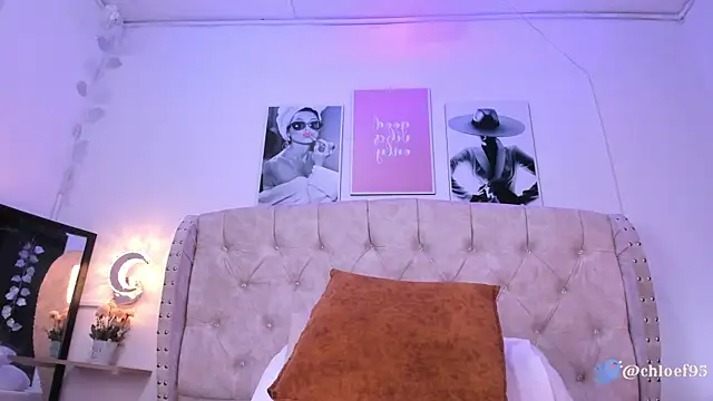 ChloeFerreira online show from January 2025 05:13:02 AM