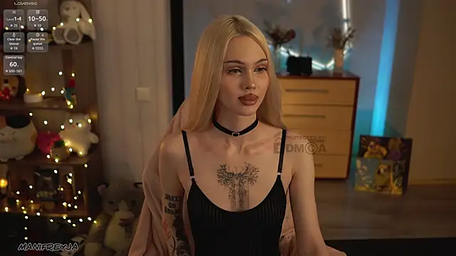 ManiFreyja online show from June 2026 08:29:01 PM