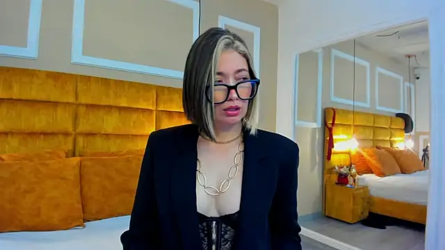 adarussell online show from December 2025 02:04:01 PM