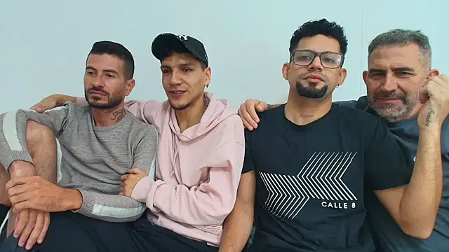 Snapshot of Benjamin_show chatting on November 2025 03:56:02 PM Benjamin show online show from November 2025 03:56:02 PM