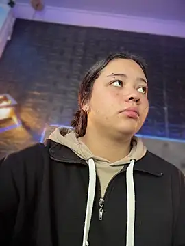 Paloma  LS online show from December 2025 07:52:02 PM