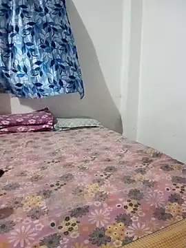 Snapshot of EeshaBhabi chatting on November 2025 01:29:02 PM EeshaBhabi online show from November 2025 01:29:02 PM