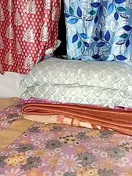 Snapshot of EeshaBhabi chatting on November 2025 01:39:02 PM EeshaBhabi online show from November 2025 01:39:02 PM