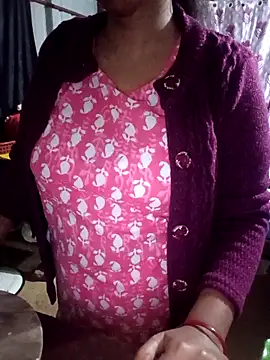 EeshaBhabi online show from November 2025 03:45:01 PM