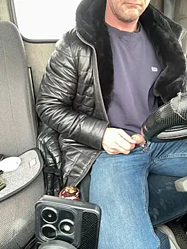 Snapshot of AlexGWoW chatting on February 2025 07:37:02 AM AlexGWoW online show from February 2025 07:37:02 AM