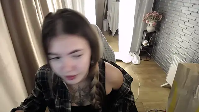 Snapshot of Ritaneer chatting on September 2025 08:04:01 AM Ritaneer online show from September 2025 08:04:01 AM