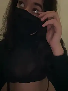 Snapshot of Rouh_ chatting on March 2025 11:56:01 PM Rouh online show from March 2025 11:56:01 PM