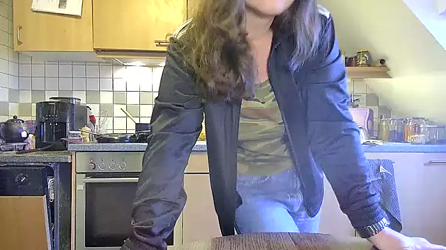 stunning Rosi online show from January 2025 02:45:01 PM