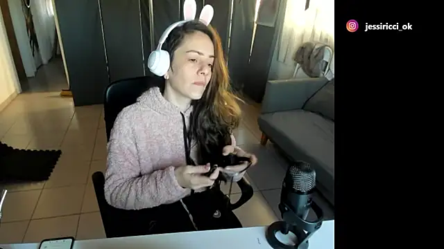 Snapshot of jessiburningheels chatting on March 2025 11:09:02 AM jessiburningheels online show from March 2025 11:09:02 AM