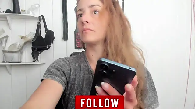 Snapshot of jessiburningheels chatting on October 2025 09:54:02 AM jessiburningheels online show from October 2025 09:54:02 AM