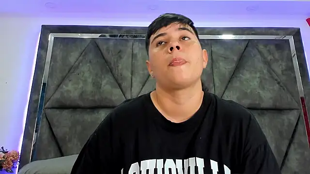 AbbySmiitth  online show from March 2026 10:26:01 PM