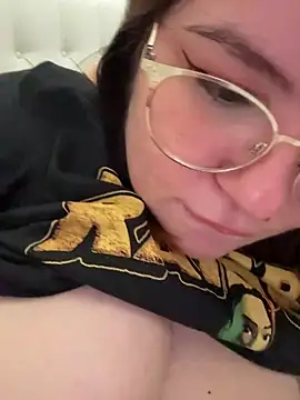 yourcutesarah online show from January 2026 04:55:01 PM