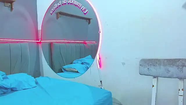 Snapshot of minimi_naty chatting on January 2025 07:23:01 PM minimi naty online show from January 2025 07:23:01 PM