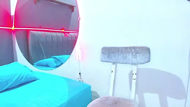 Snapshot of minimi_naty chatting on January 2025 07:14:02 PM minimi naty online show from January 2025 07:14:02 PM