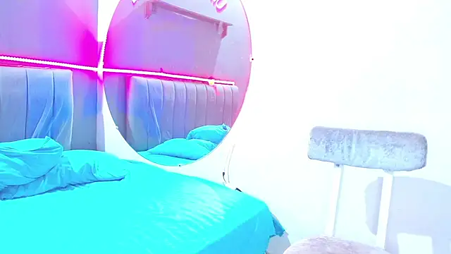 Snapshot of minimi_naty chatting on February 2025 10:30:01 PM minimi naty online show from February 2025 10:30:01 PM