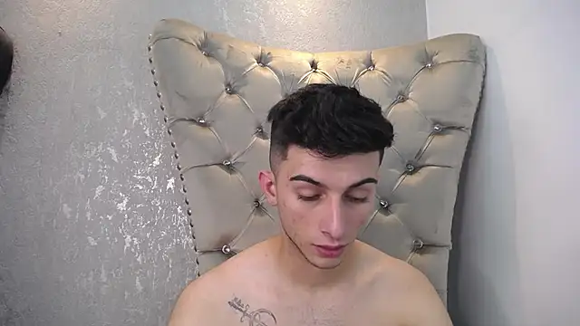 MrWilliseo online show from January 2025 12:59:01 AM