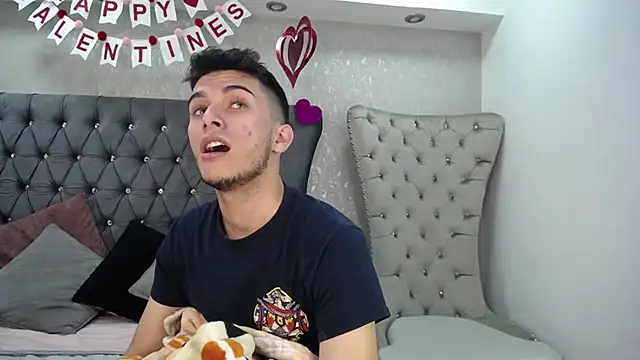 MrWilliseo online show from February 2025 08:13:02 PM