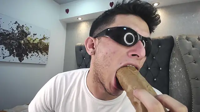 MrWilliseo online show from March 2025 10:31:02 PM