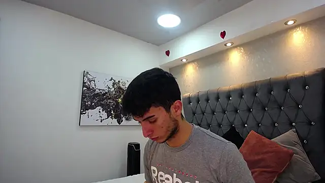 MrWilliseo online show from March 2025 07:15:01 PM