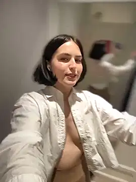 meow girl online show from December 2024 01:43:02 PM