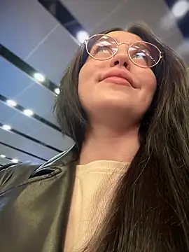 meow girl online show from February 2025 12:52:02 PM