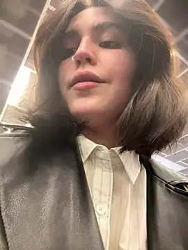 meow girl online show from March 2025 12:07:02 PM