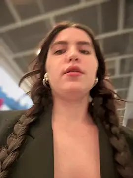 meow girl online show from September 2025 11:00:01 AM