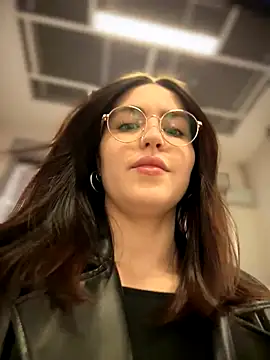 meow girl online show from October 2025 08:48:02 AM