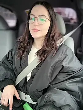 meow girl online show from January 2026 08:30:01 AM