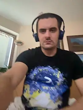 Snapshot of windfuckerrrrr chatting on December 2024 08:02:01 AM windfuckerrrrr online show from December 2024 08:02:01 AM