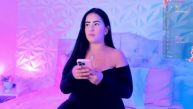 Snapshot of Miss_Ivy4 chatting on January 2025 03:51:01 AM Miss Ivy4 online show from January 2025 03:51:01 AM