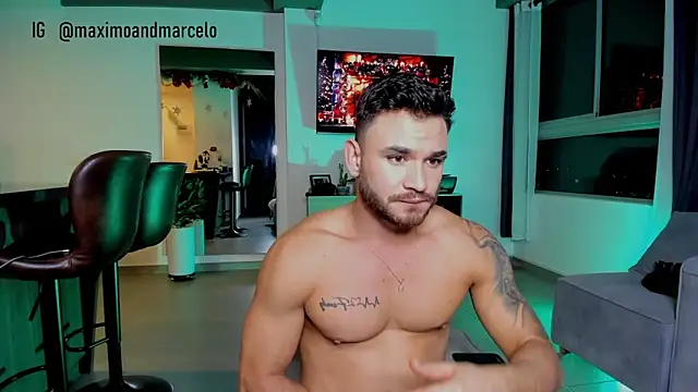 Snapshot of Maximo_Marcelo chatting on December 2024 03:12:01 AM Maximo Marcelo online show from December 2024 03:12:01 AM
