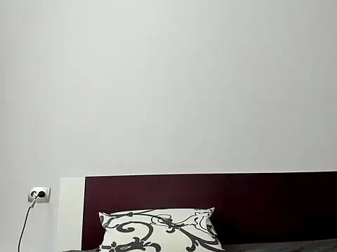 Snapshot of ElektraShine29 chatting on November 2025 07:19:01 AM ElektraShine29 online show from November 2025 07:19:01 AM