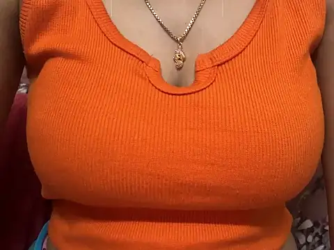  FluffyHxney  online show from December 2024 09:20:02 PM