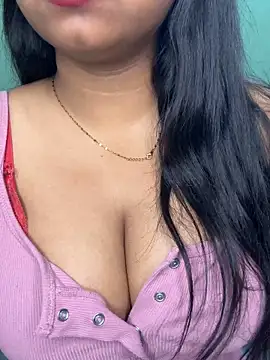 Snapshot of Ishaani_0 chatting on May 2026 05:29:01 PM Ishaani 0 online show from May 2026 05:29:01 PM