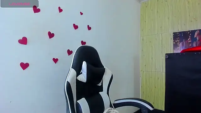 zoe connor19 online show from March 2026 08:37:01 PM