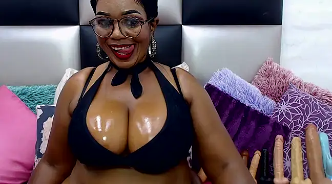 Snapshot of MATURExxxASS chatting on February 2025 10:07:02 PM MATURExxxASS online show from February 2025 10:07:02 PM
