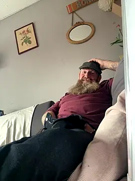 Snapshot of Ice_mannHH chatting on November 2025 01:24:02 PM Ice mannHH online show from November 2025 01:24:02 PM