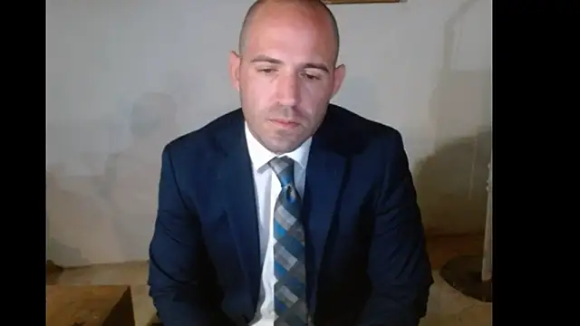 Snapshot of TheNakedPreacher chatting on December 2024 08:41:01 AM TheNakedPreacher online show from December 2024 08:41:01 AM