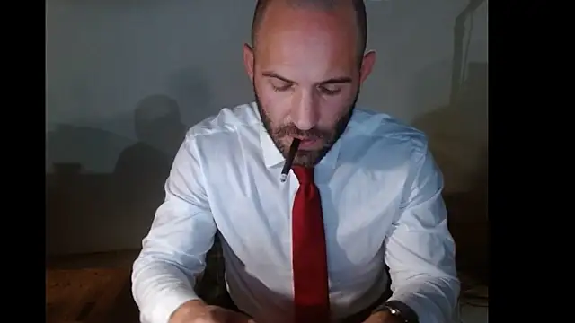 Snapshot of TheNakedPreacher chatting on December 2024 02:27:01 PM TheNakedPreacher online show from December 2024 02:27:01 PM