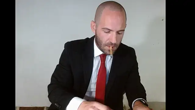 Snapshot of TheNakedPreacher chatting on January 2025 08:56:01 AM TheNakedPreacher online show from January 2025 08:56:01 AM