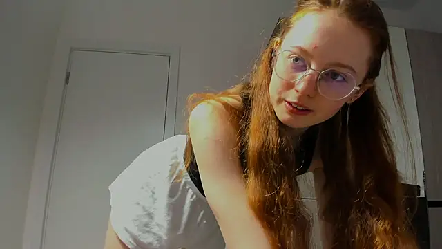 Fire Luna online show from February 2025 09:58:02 AM