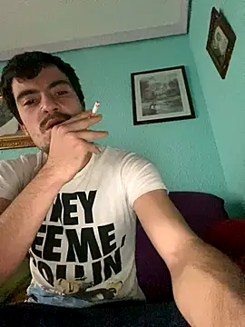 Snapshot of Frantri00@xh chatting on November 2025 04:41:02 PM Frantri00xh online show from November 2025 04:41:02 PM