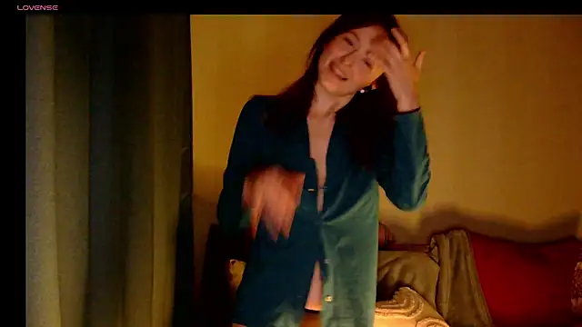 Snapshot of LilyXSky chatting on November 2025 02:39:02 PM LilyXSky online show from November 2025 02:39:02 PM