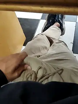 Juliano69xv online show from February 2026 10:42:02 AM