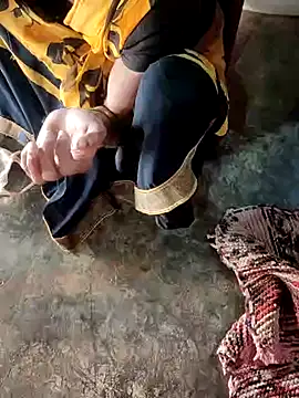 Snapshot of poojaji2024 chatting on January 2025 06:22:01 AM poojaji2024 online show from January 2025 06:22:01 AM