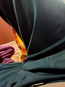 Snapshot of poojaji2024 chatting on March 2025 07:41:01 AM poojaji2024 online show from March 2025 07:41:01 AM