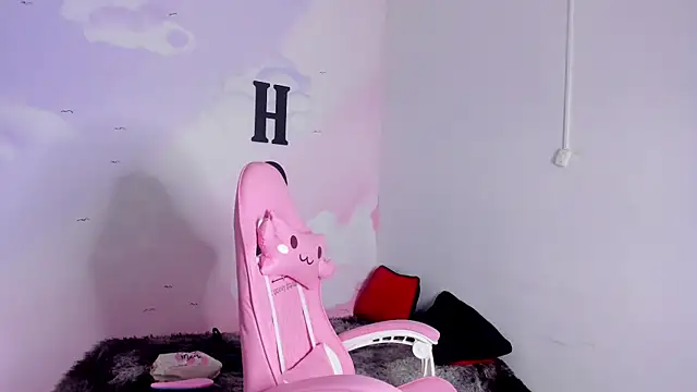 Snapshot of carolayrosse chatting on February 2025 02:26:02 AM carolayrosse online show from February 2025 02:26:02 AM