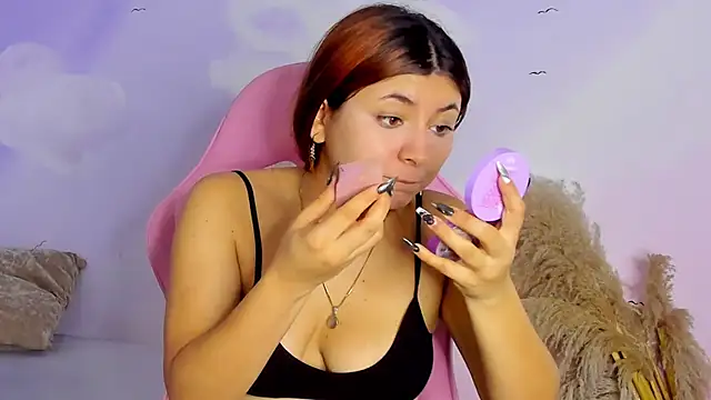 Snapshot of carolayrosse chatting on March 2025 03:04:02 AM carolayrosse online show from March 2025 03:04:02 AM