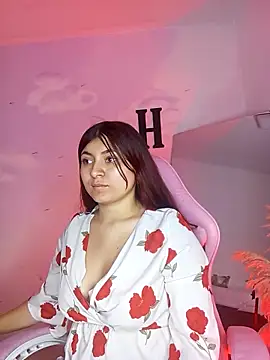 Snapshot of carolayrosse chatting on October 2025 04:05:02 AM carolayrosse online show from October 2025 04:05:02 AM